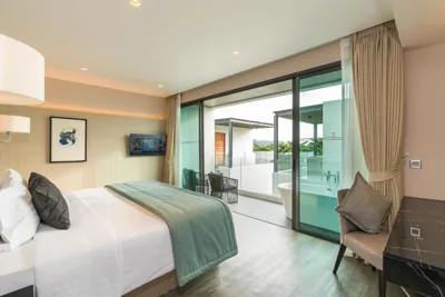 Deluxe kamer met uitzicht op het zwembad — My Beach Resort Phuket, Panwa Beach